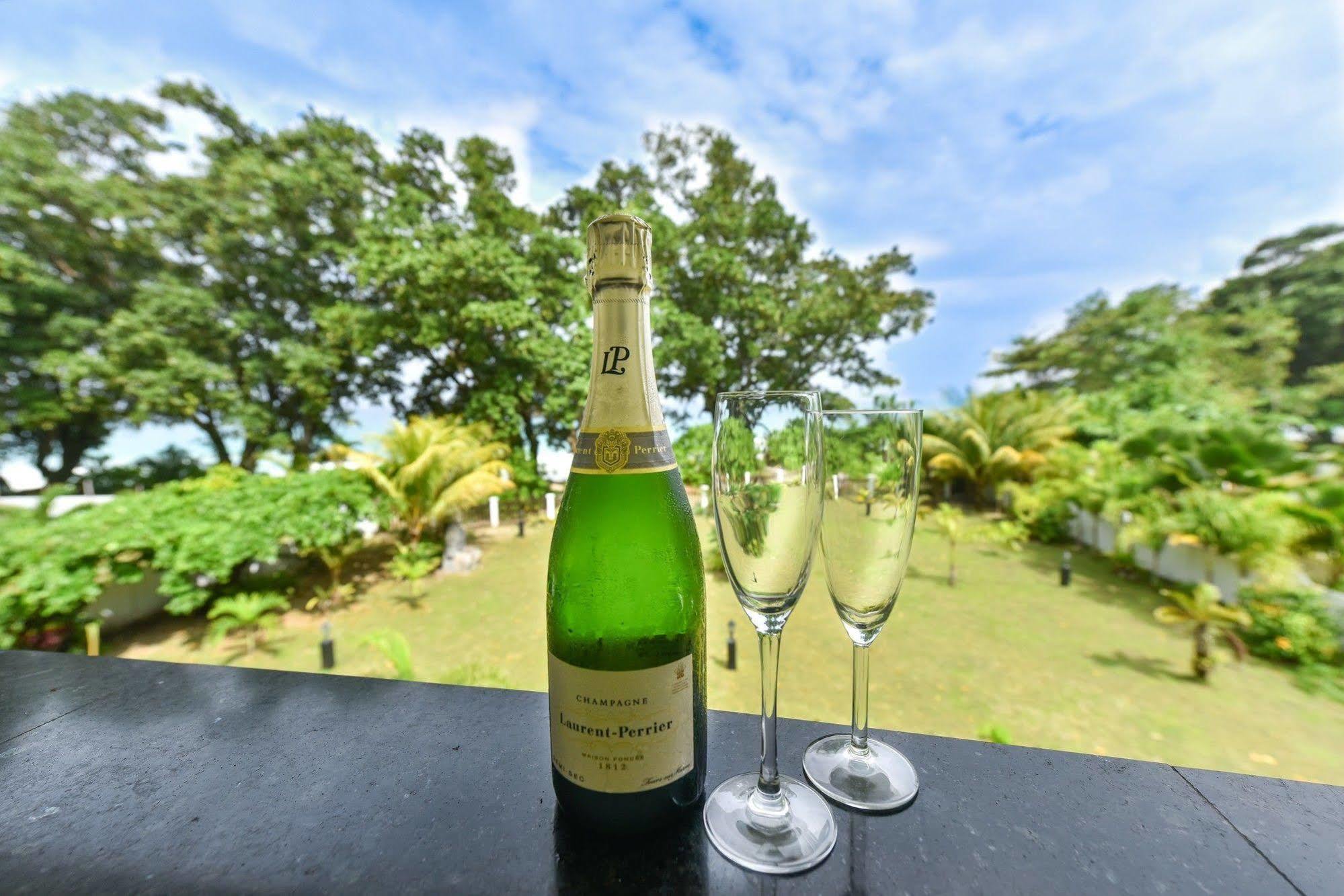 Chateau Elysium Beau Vallon  Exterior foto